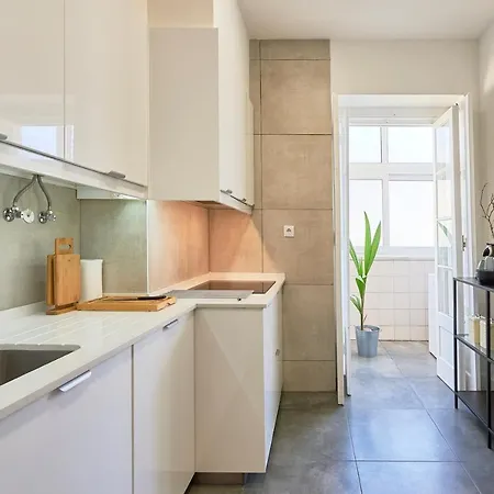 Pina Cozy Apartment Lisbon