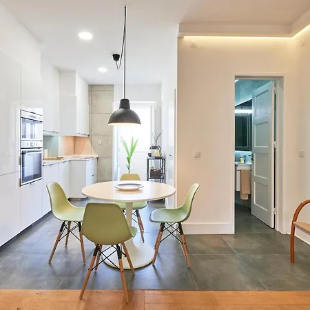 Pina Cozy Apartment